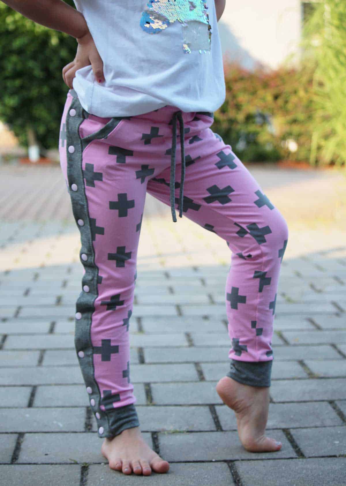 Petite Pink Camo Leggings, Petite